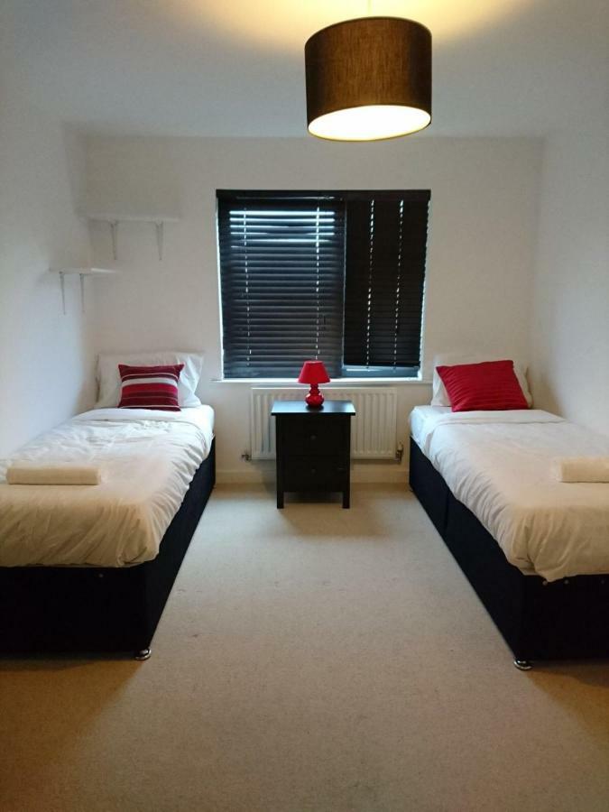 Executive Brentwood Apartment Eksteriør bilde